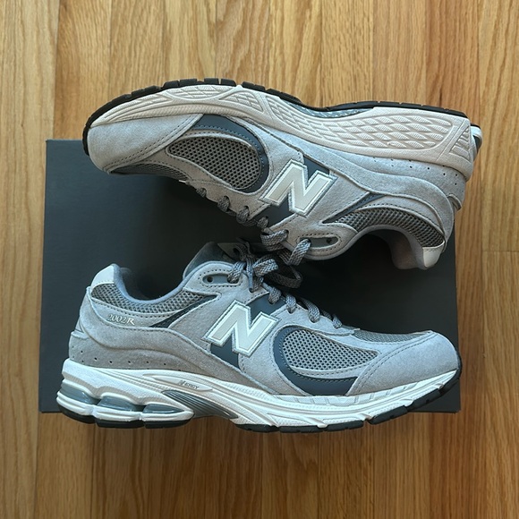 Men’s New Balance 2002R Grey M2002RST Size 9.5 - Picture 1 of 7